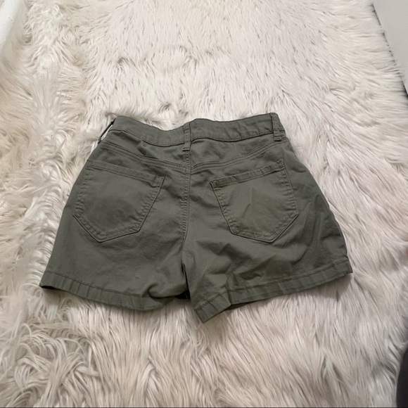 Mix by 41Hawthorn Chino Shorts Sage Green - Picture 8 of 10